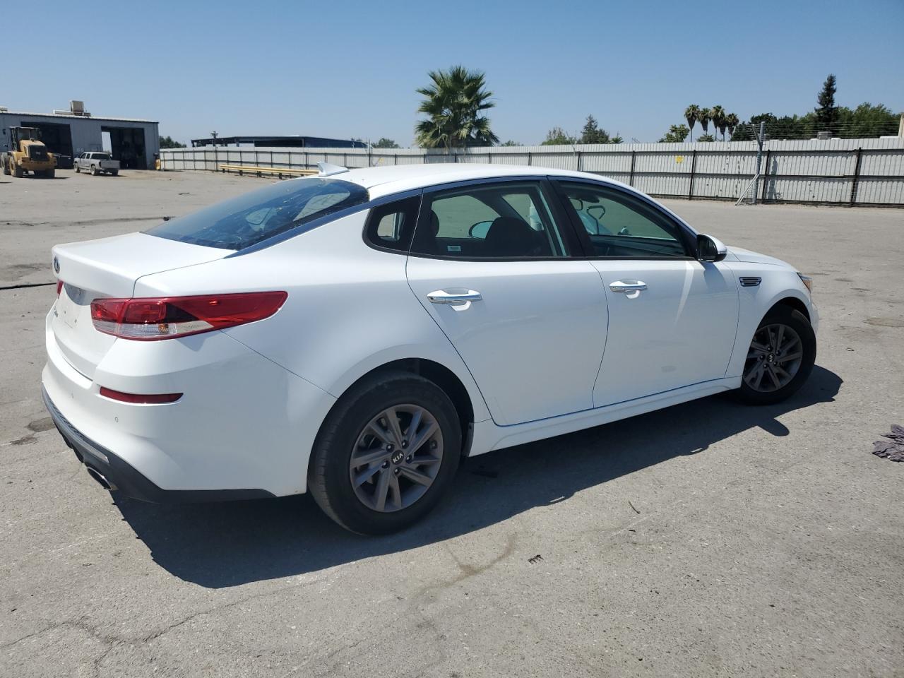2020 Kia Optima Lx - Фото 3