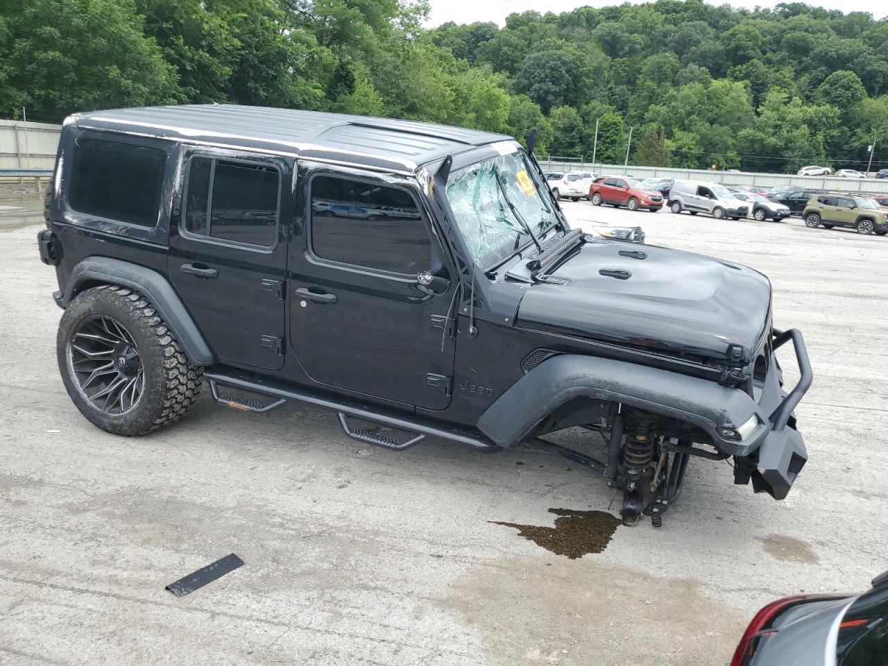 2021 Jeep Wrangler Unlimited Sport - Фото 4