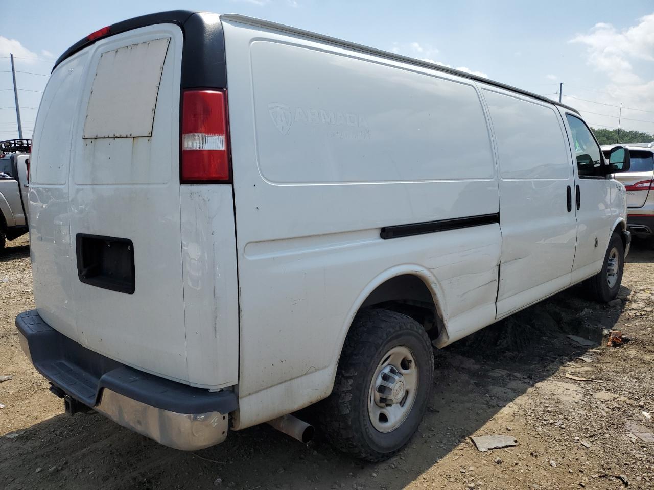 2018 Chevrolet Express G2500 - Фото 3