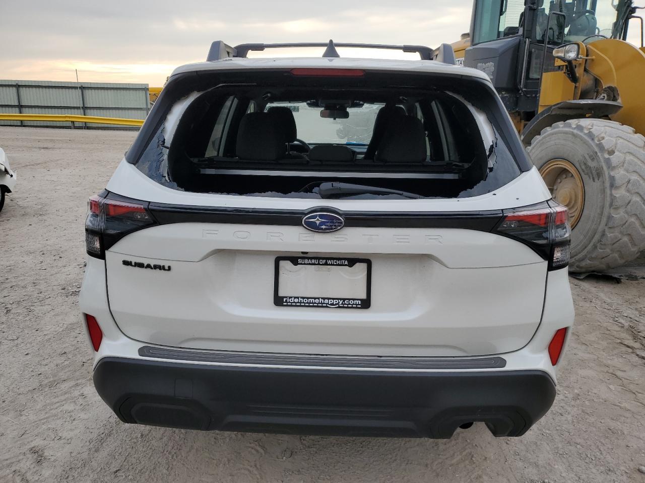 2025 Subaru Forester Premium - Фото 6