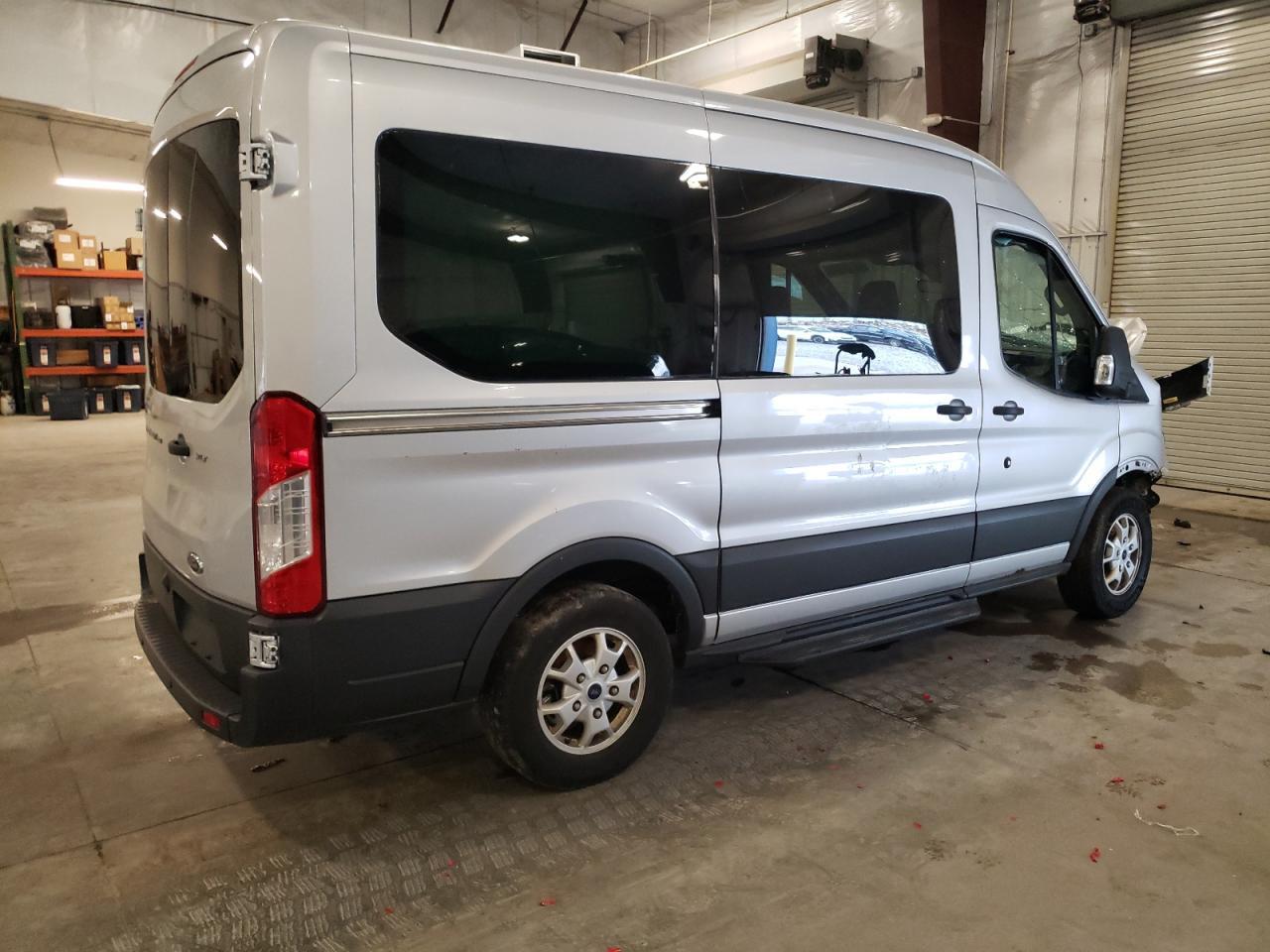 2016 Ford Transit T-150 - Фото 3