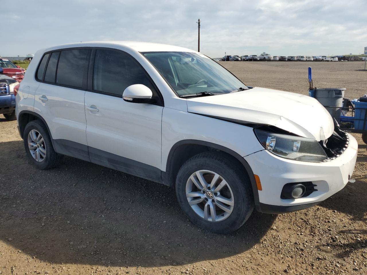 2012 Volkswagen Tiguan S - Image 4