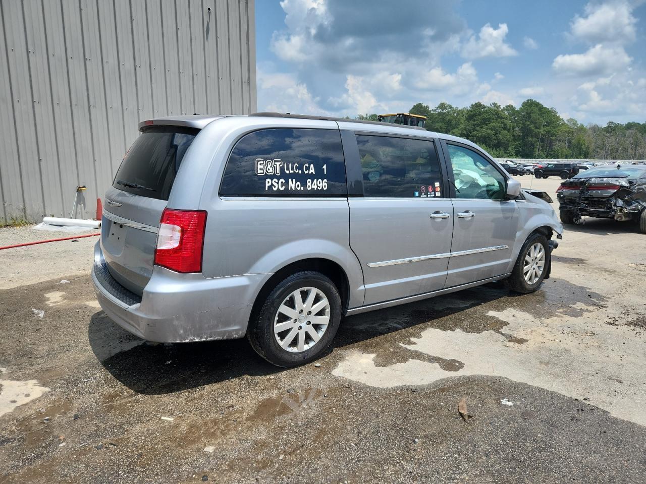 2015 Chrysler Town & Country Touring - Фото 3
