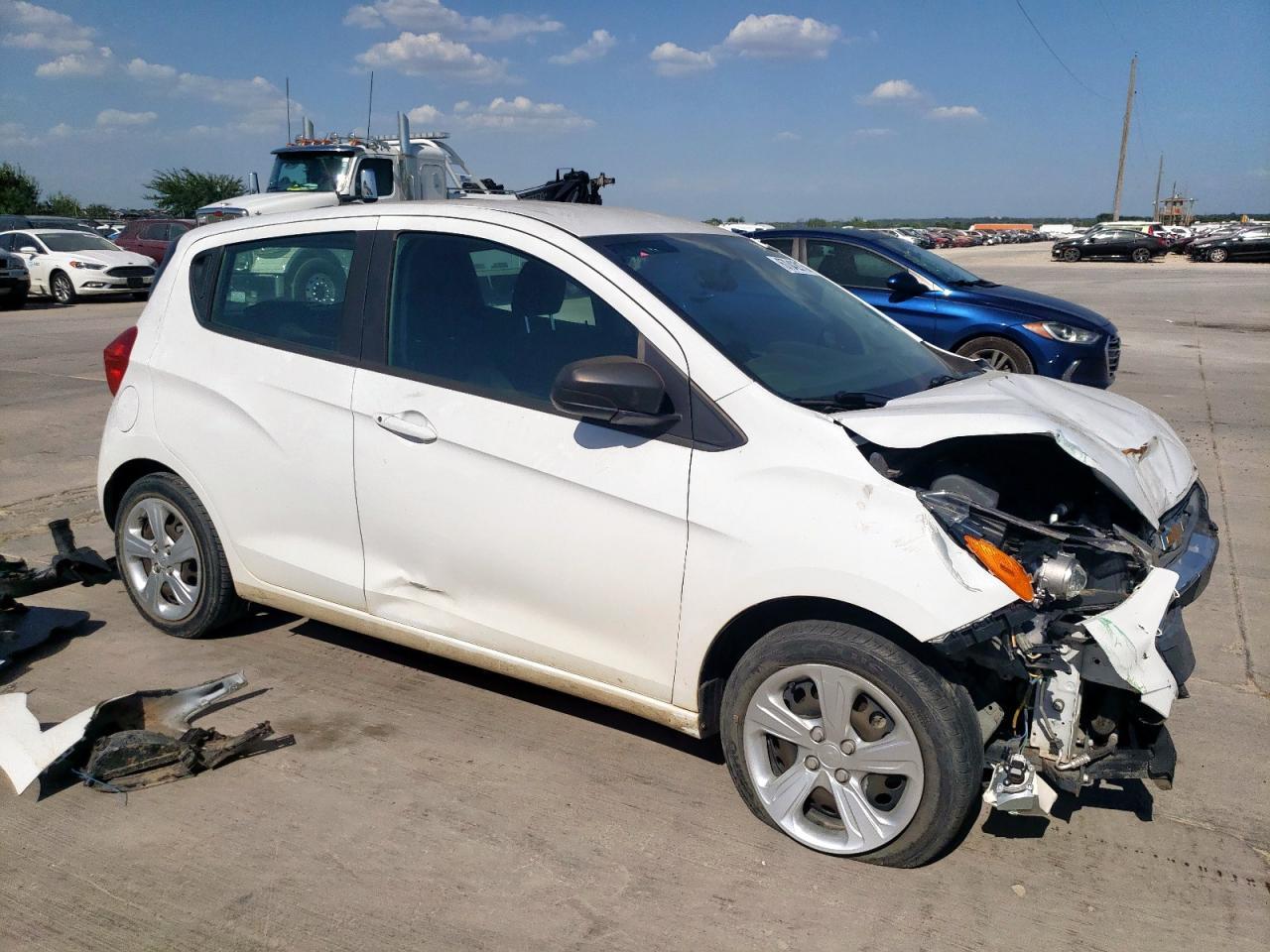 2021 Chevrolet Spark Ls - Фото 4