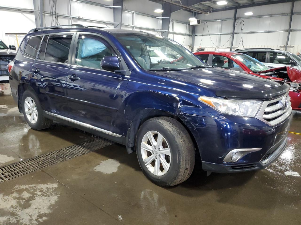 2013 Toyota Highlander Base - Фото 4