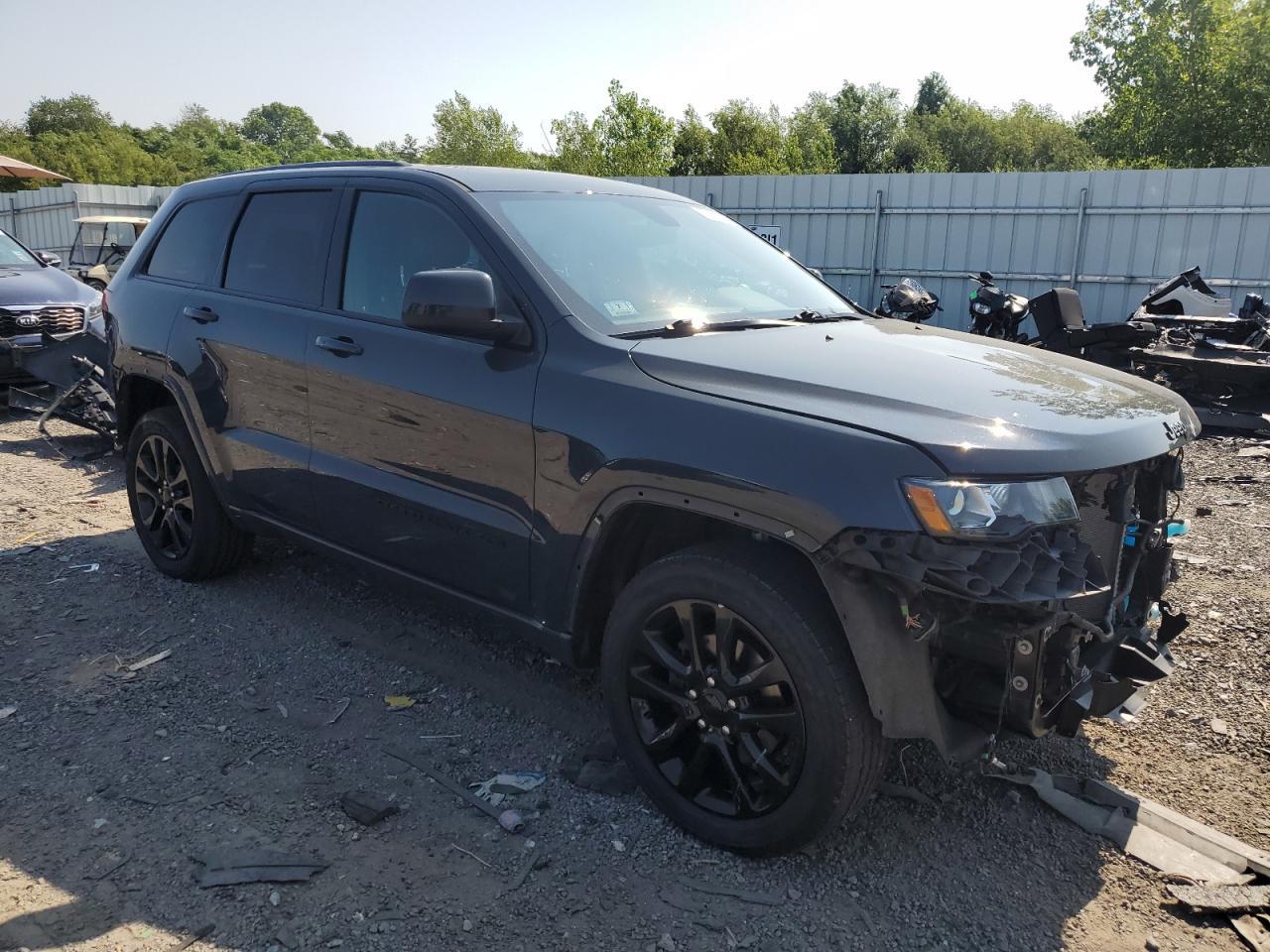 2018 Jeep Grand Cherokee Laredo - Фото 4