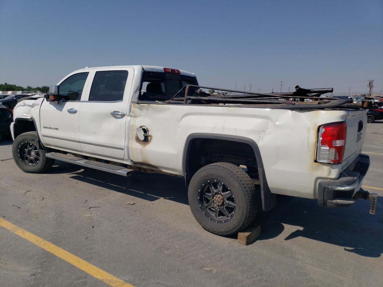 2019 GMC Sierra K3500 Denali - Фото 2