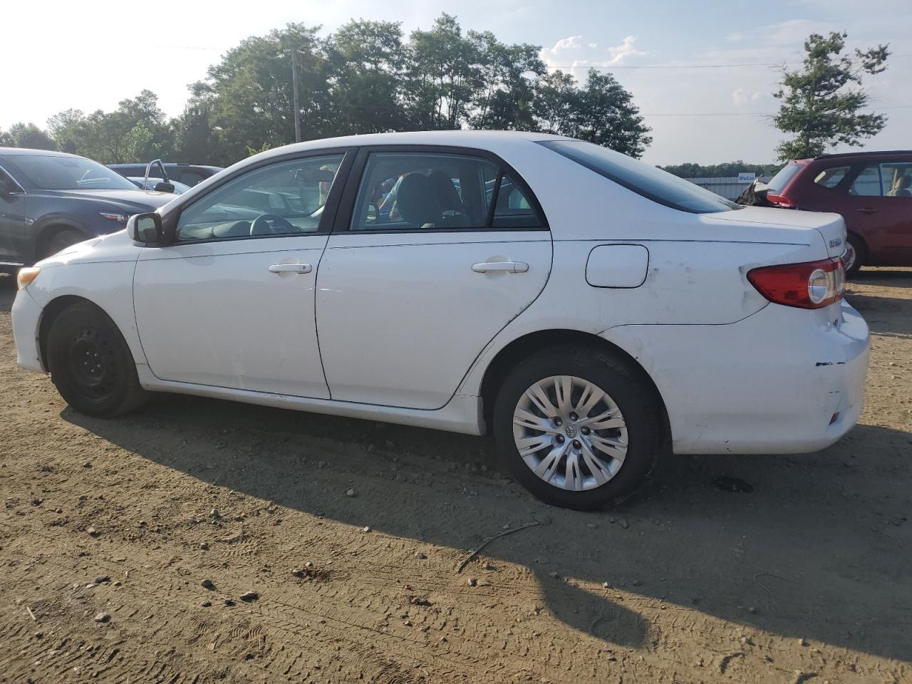 2012 Toyota Corolla Base - Фото 2