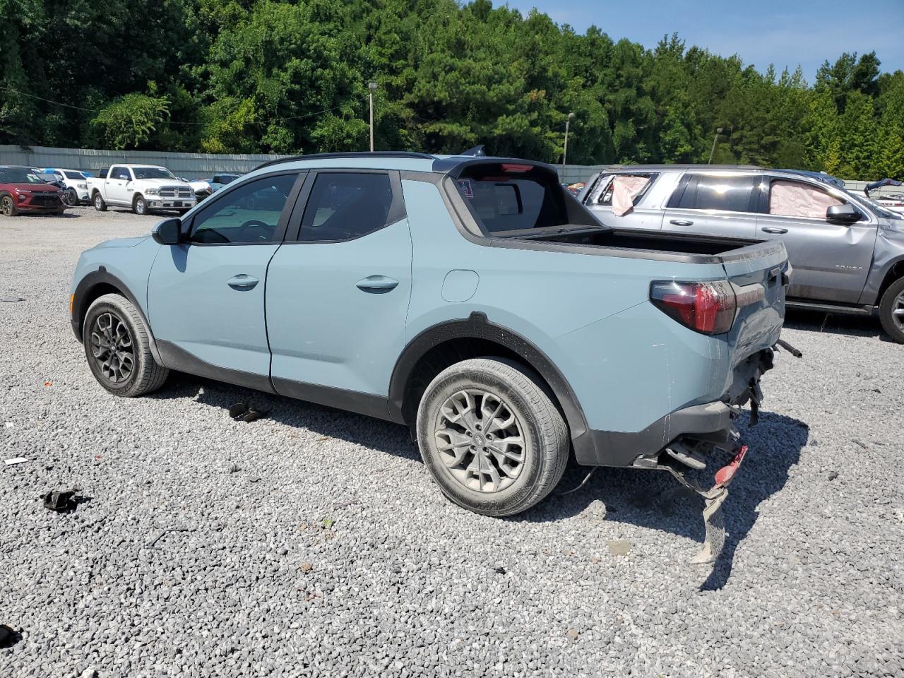 2023 Hyundai Santa Cruz Sel Premium - Image 2