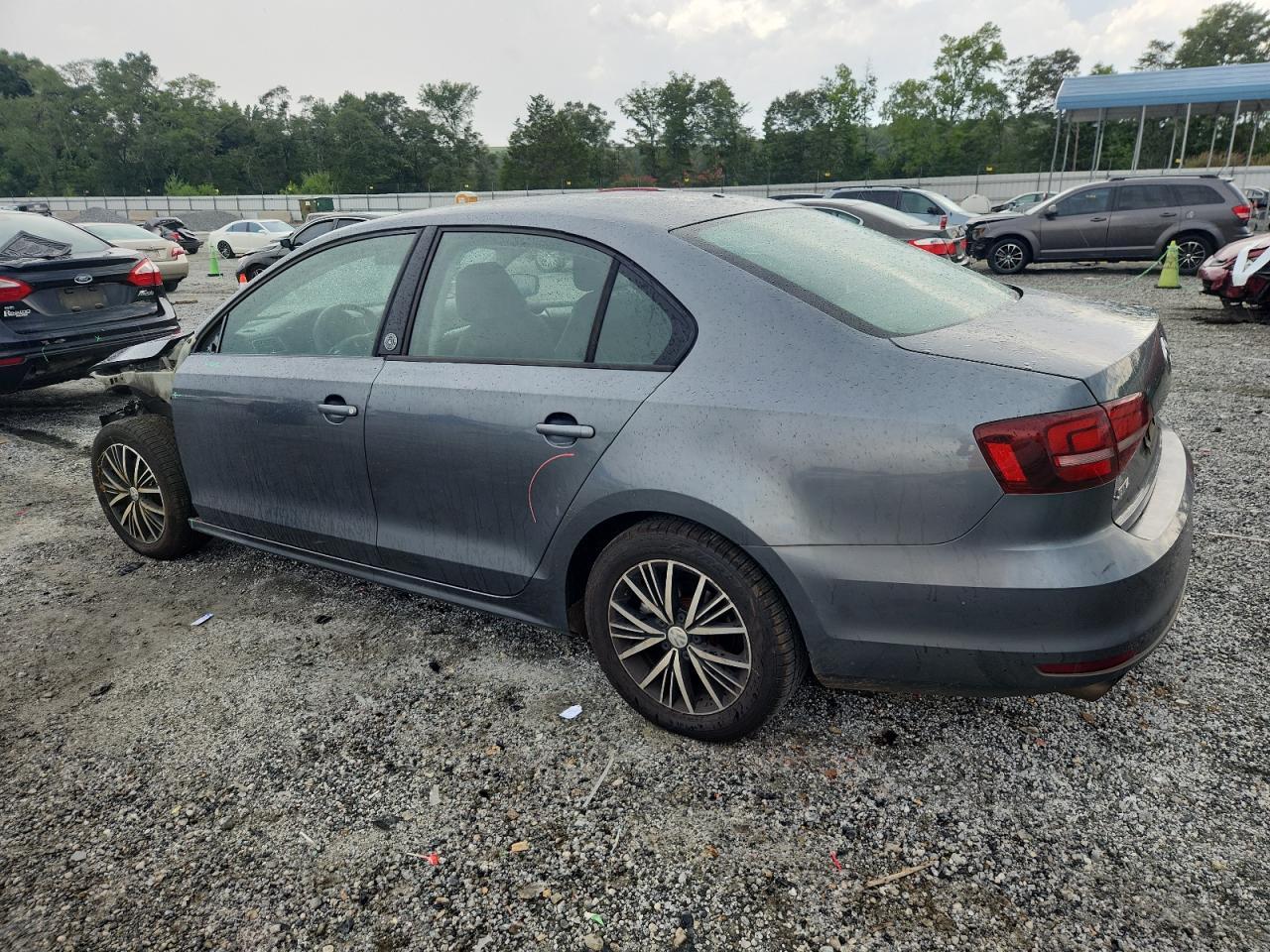 2018 Volkswagen Jetta Se - Image 2