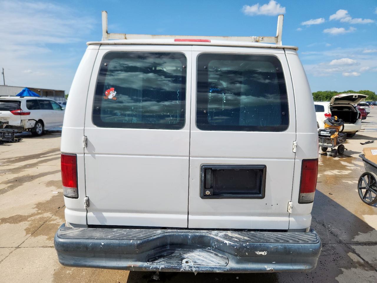 2012 Ford Econoline E150 Van - Фото 6