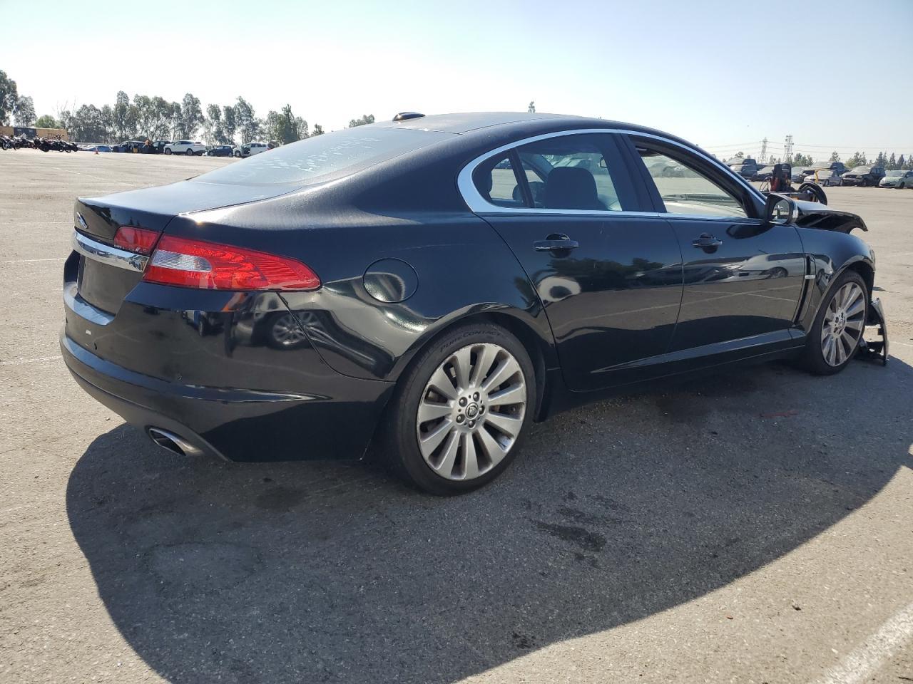 2009 Jaguar Xf Premium Luxury - Image 3