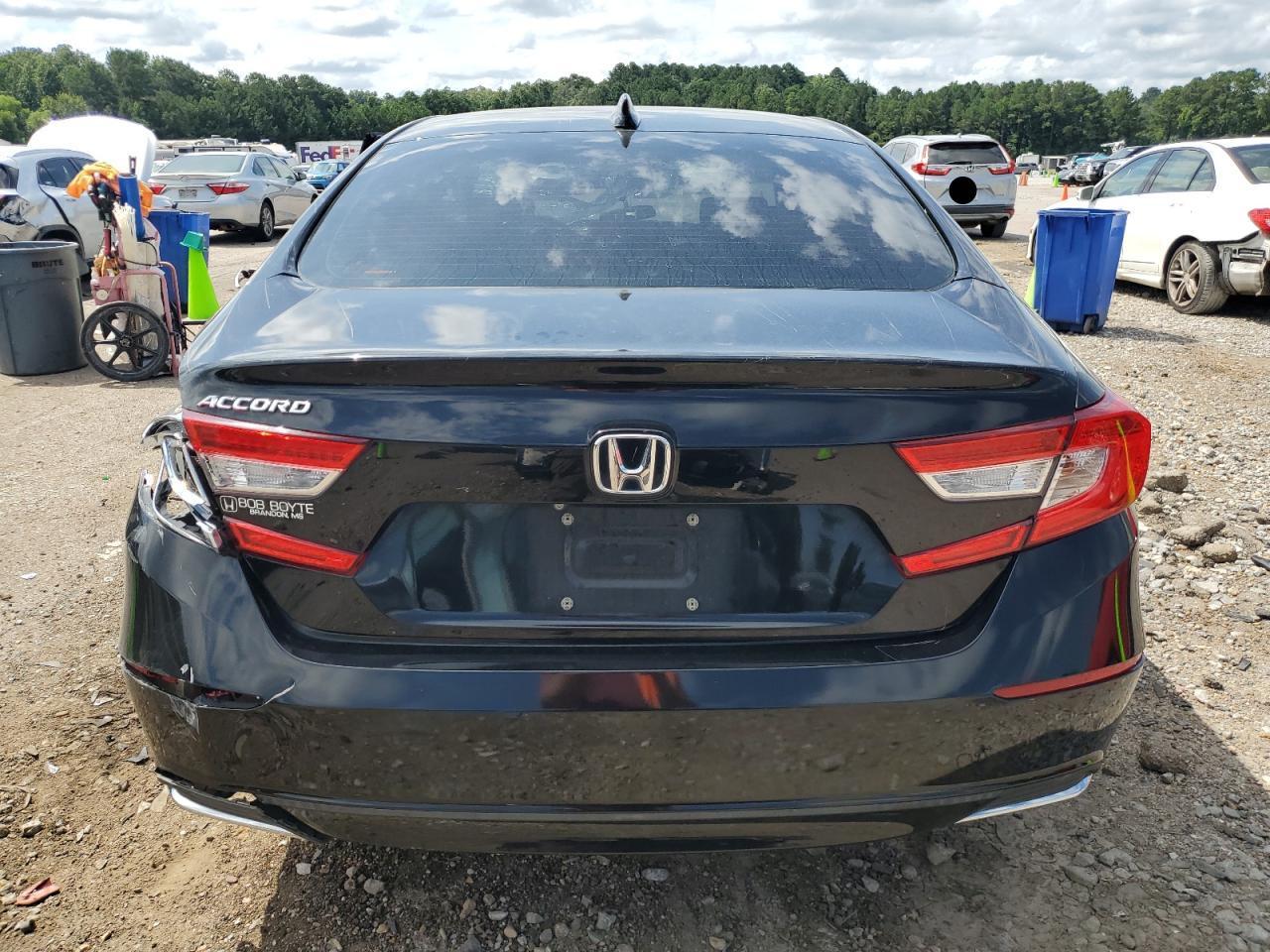 2018 Honda Accord Ex - Image 6