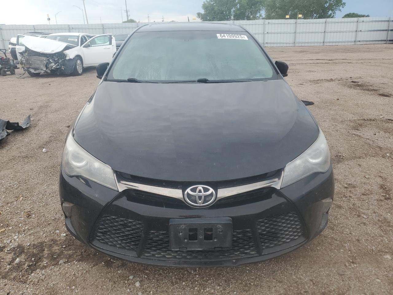 2015 Toyota Camry Le - Фото 5