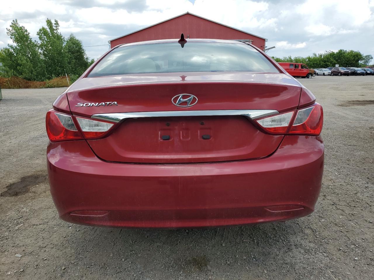 2011 Hyundai Sonata Gls - Image 6