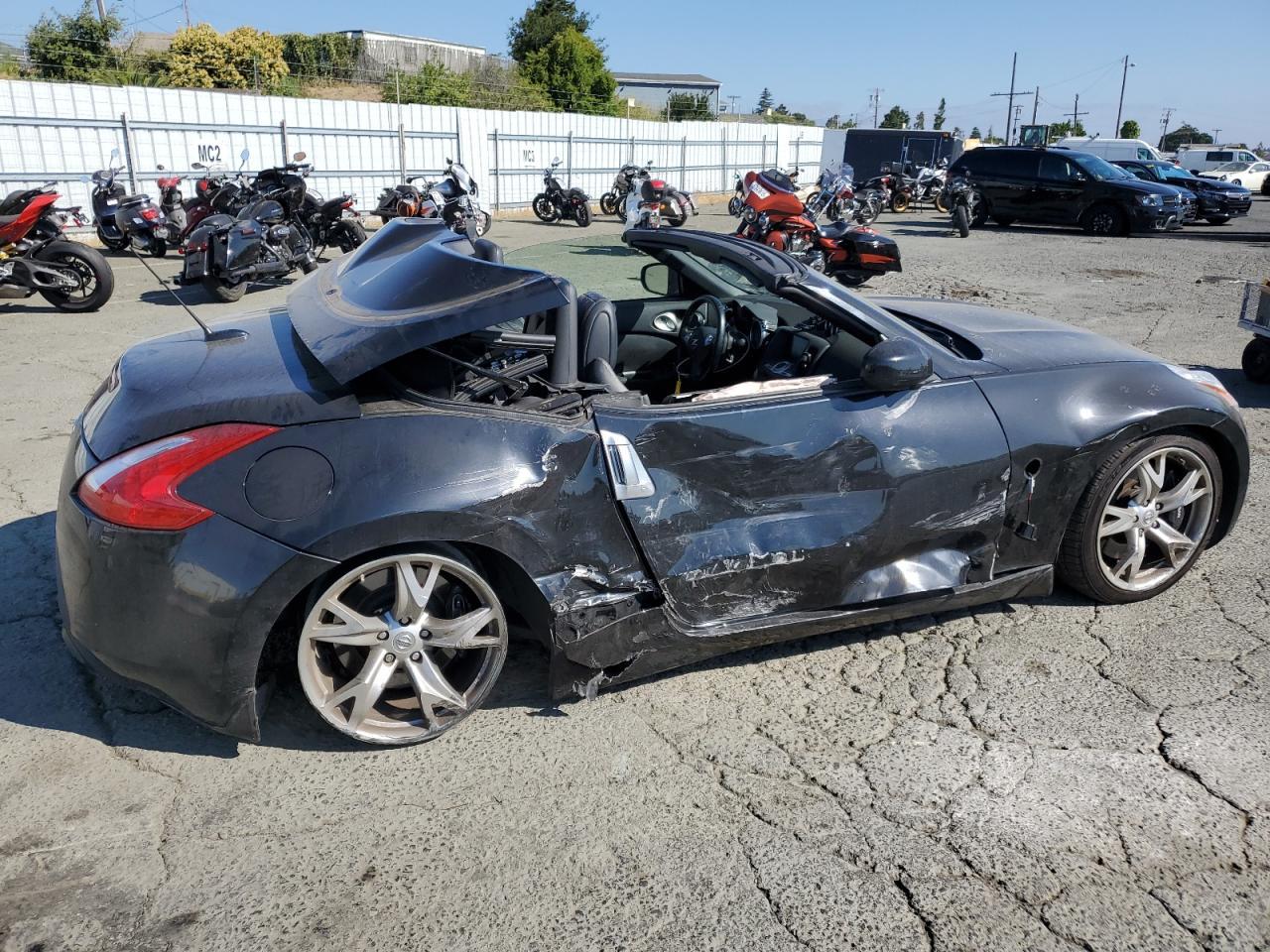 2012 Nissan 370Z Base - Фото 3