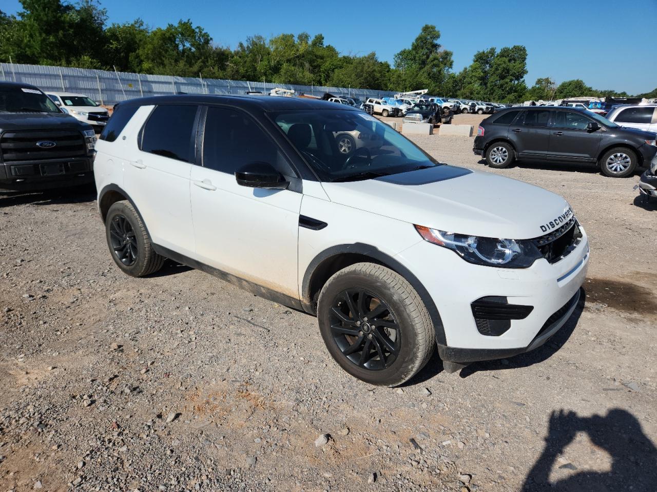 2017 Land Rover Discovery Sport Se - Image 4