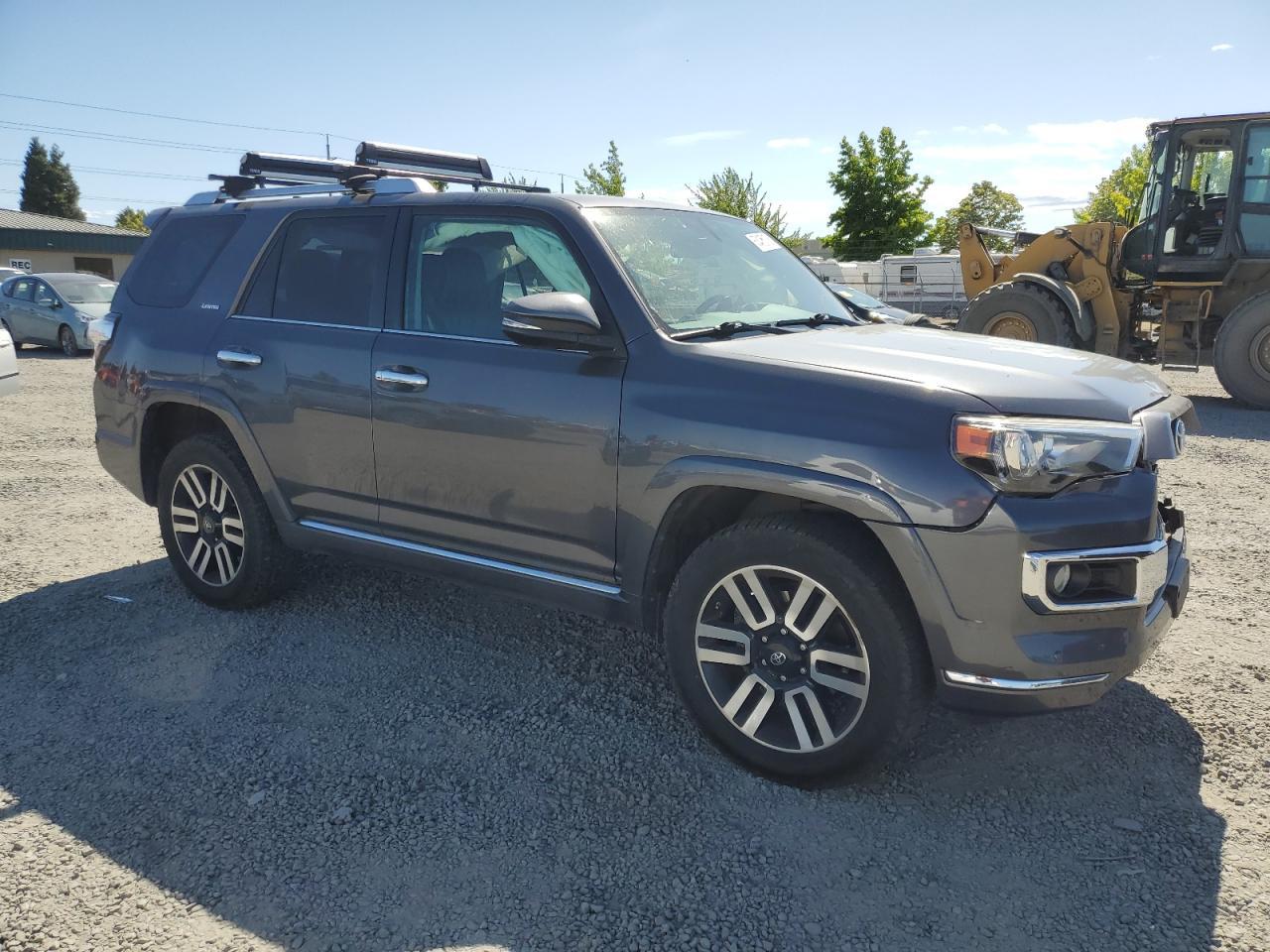 2017 Toyota 4Runner Sr5/Sr5 Premium - Image 4