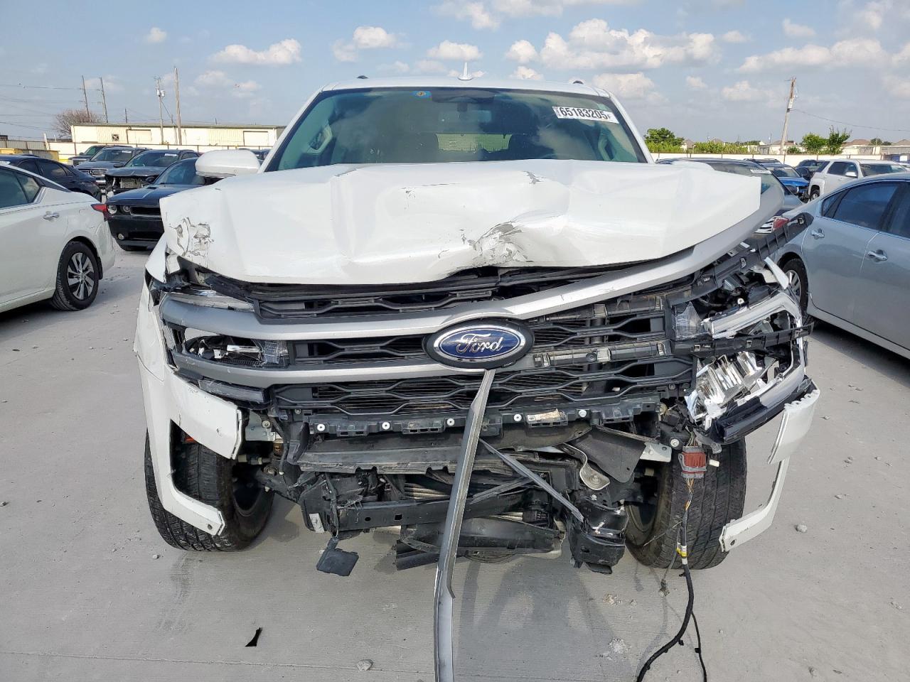 2022 Ford Expedition Xlt - Фото 5