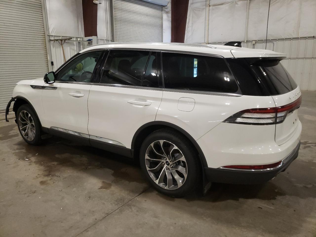 2025 Lincoln Aviator - Фото 2