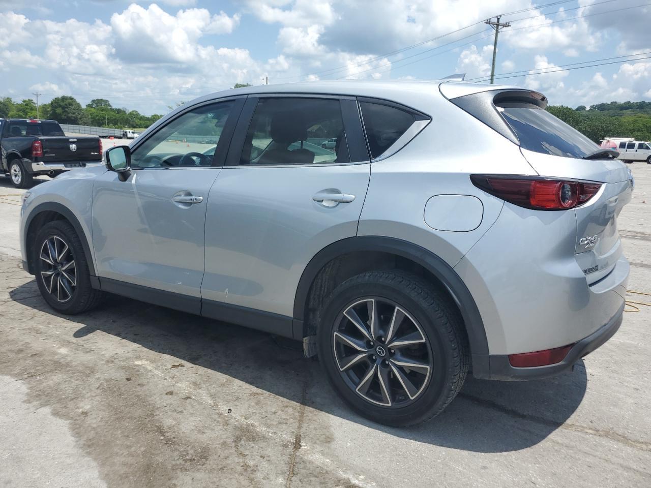 2018 Mazda Cx-5 Touring - Image 2