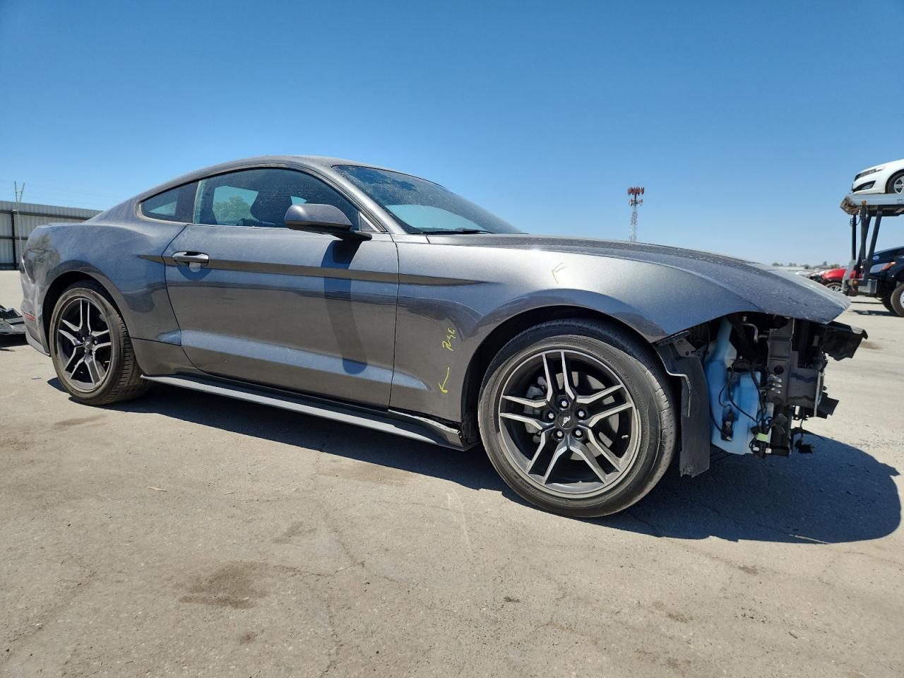 2020 Ford Mustang - Фото 4