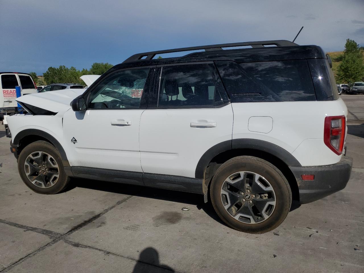 2024 Ford Bronco Sport Outer Banks - Фото 2