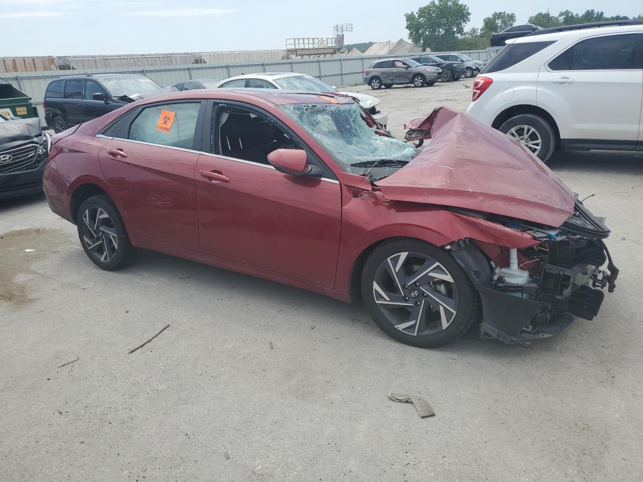 2024 Hyundai Elantra Limited - Фото 4