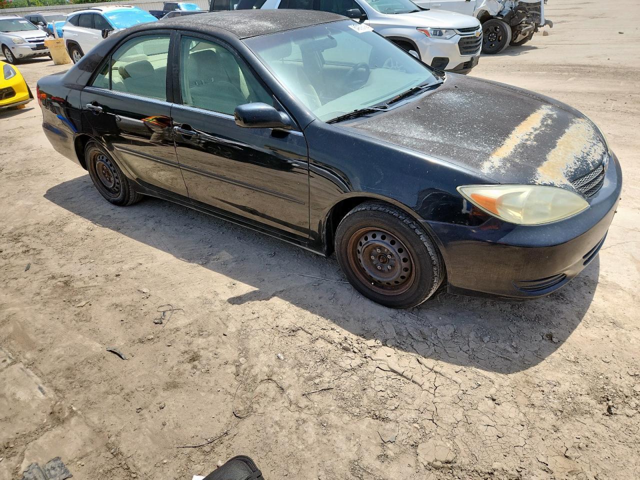 2002 Toyota Camry Le - Фото 4