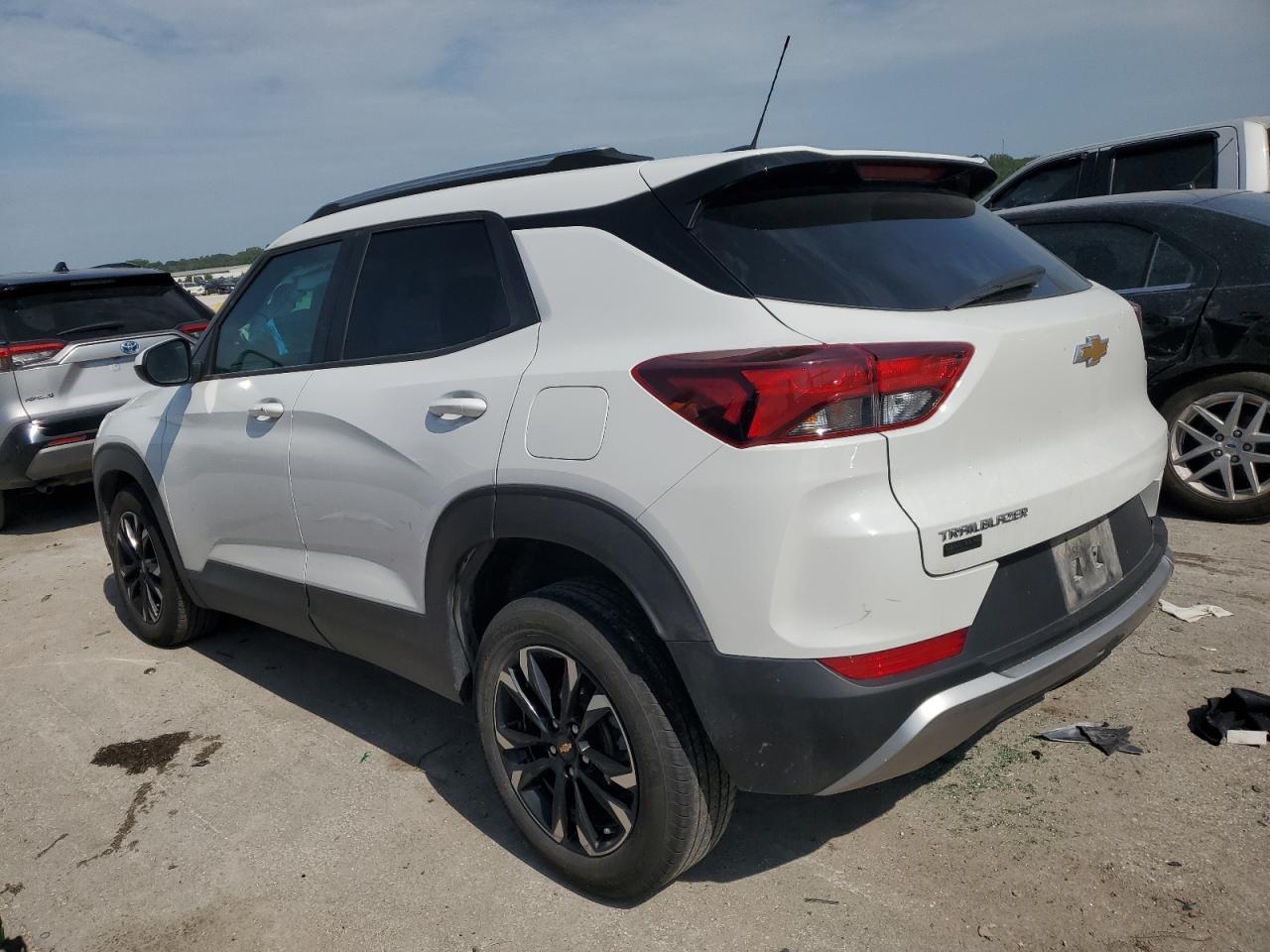 2023 Chevrolet Trailblazer Lt - Фото 2