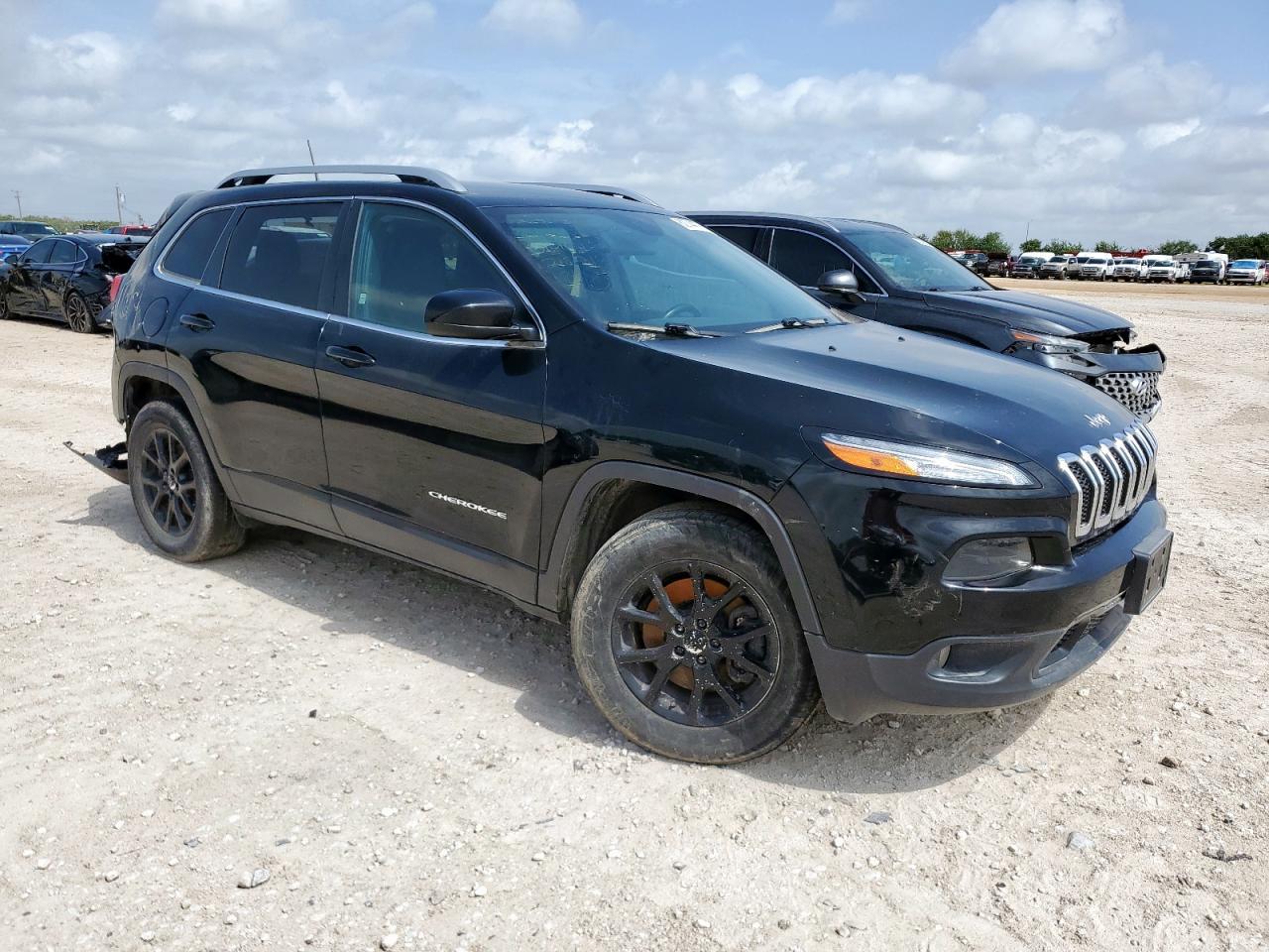 2017 Jeep Cherokee Latitude - Фото 4