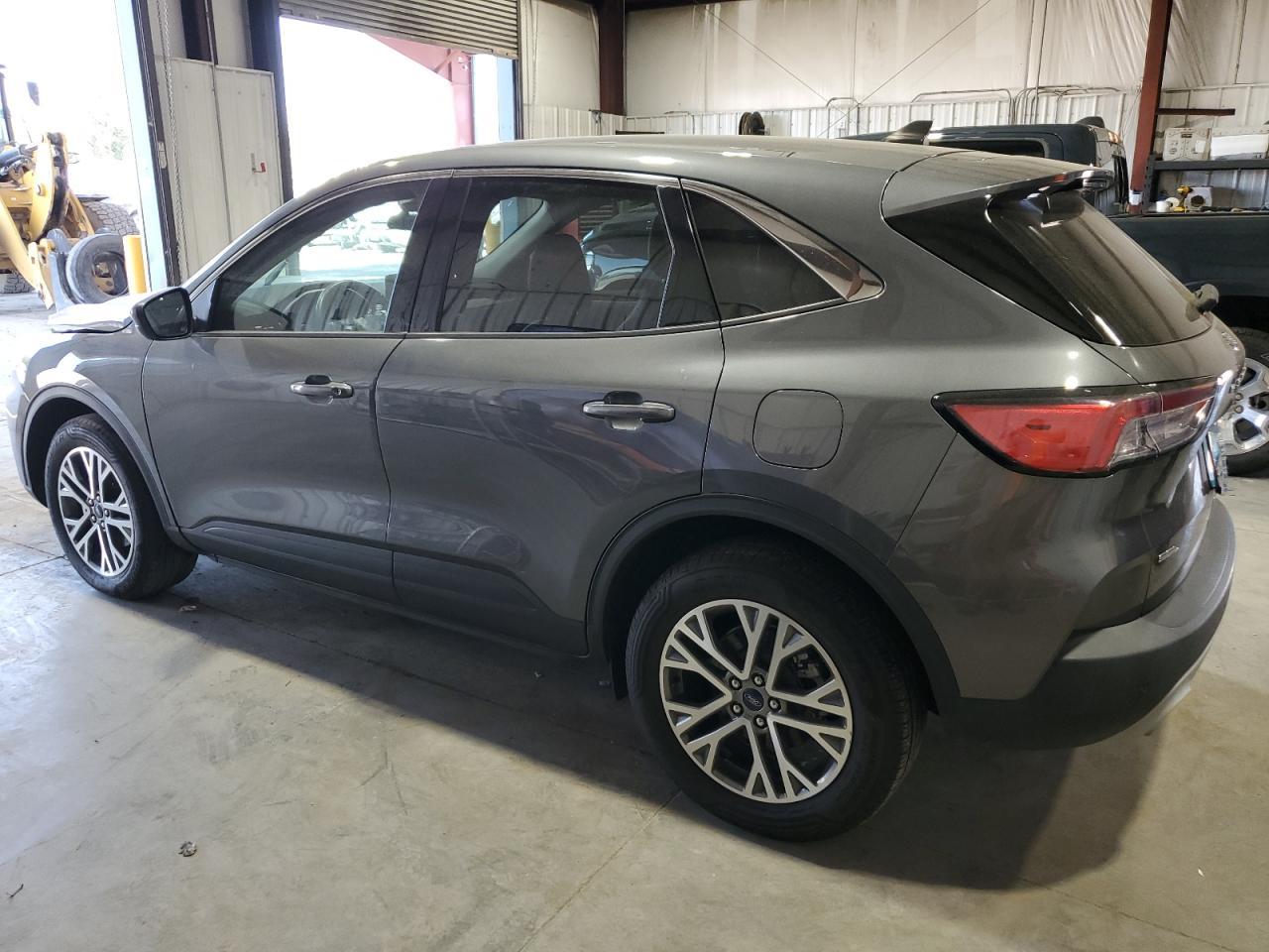 2022 Ford Escape Sel - Image 2