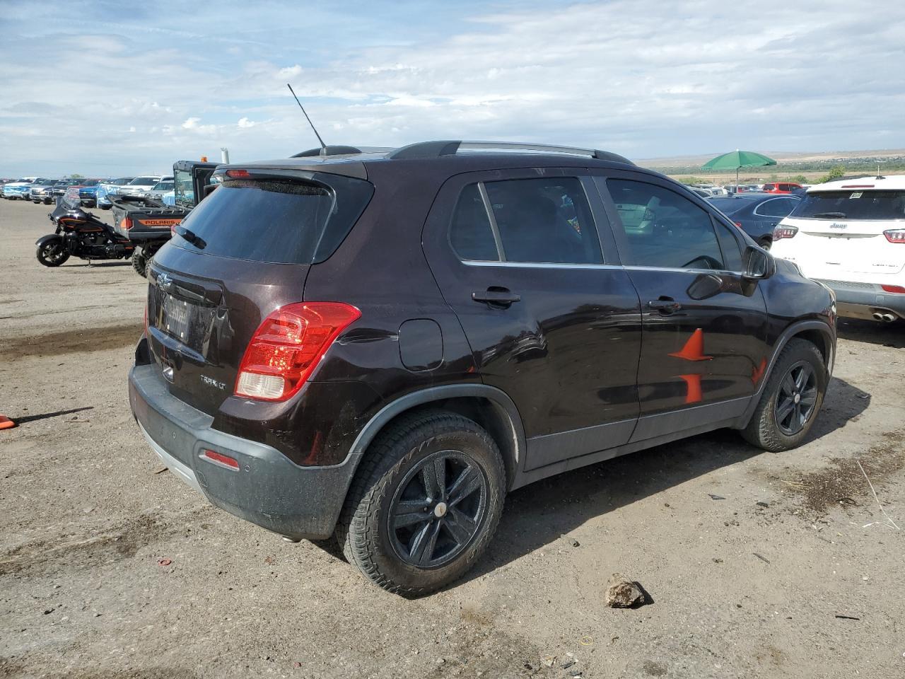 2015 Chev Trax - Фото 3