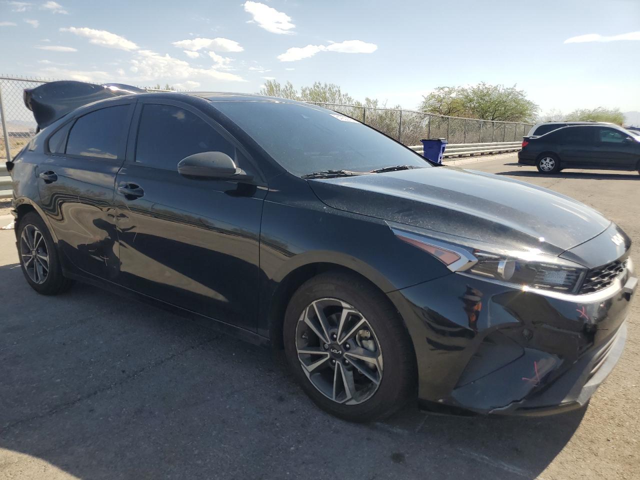 2023 Kia Forte Lx - Фото 4
