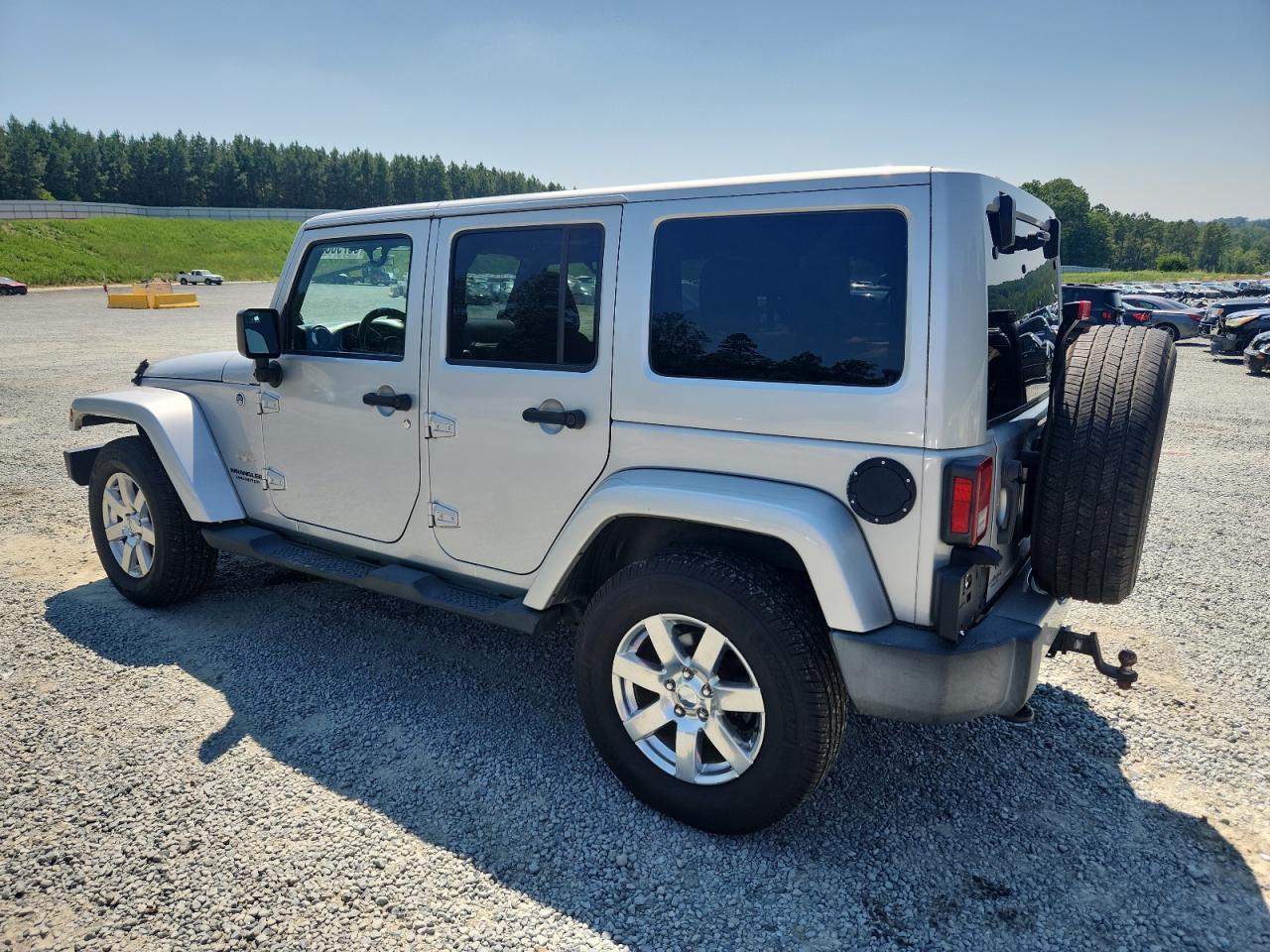 2012 Jeep Wrangler Unlimited Sahara - Image 2