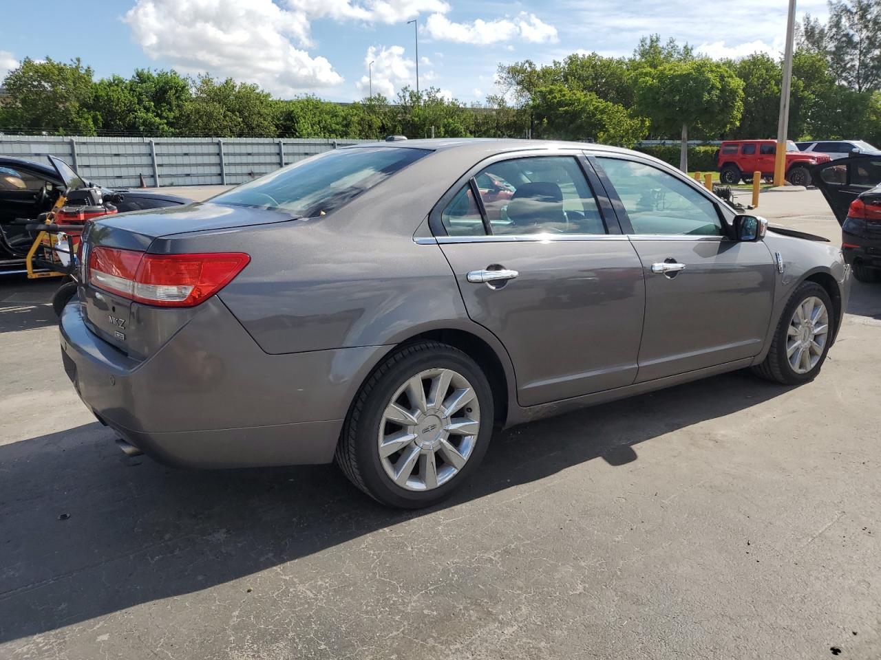 2012 Lincoln Mkz - Image 3