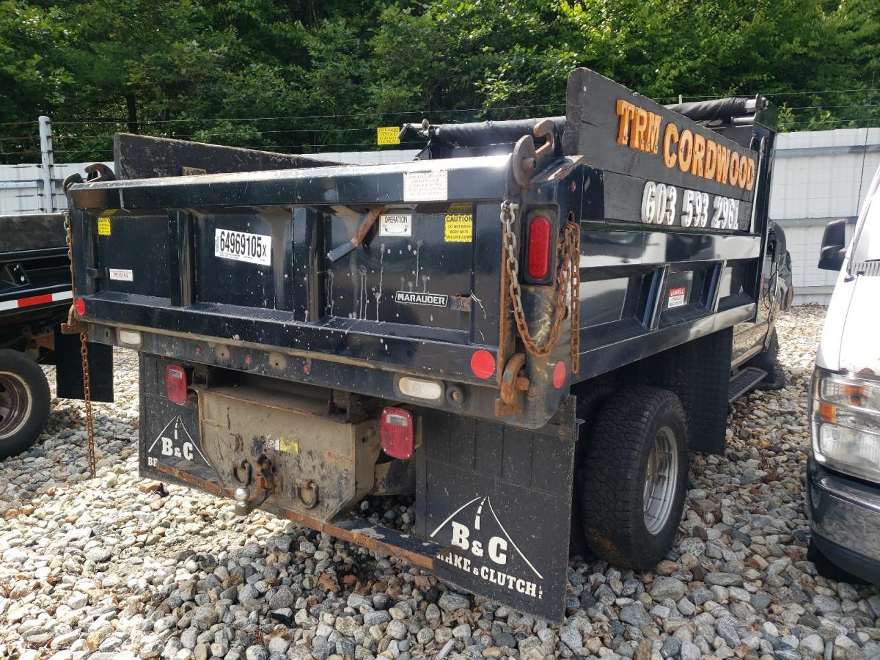 2022 Ford F350 Super Duty - Image 3