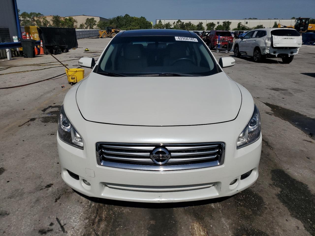 2014 Nissan Maxima S - Image 5