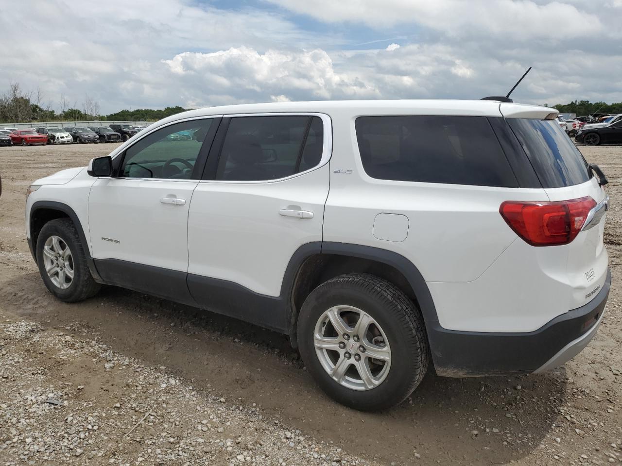 2017 GMC Acadia Sle - Image 2