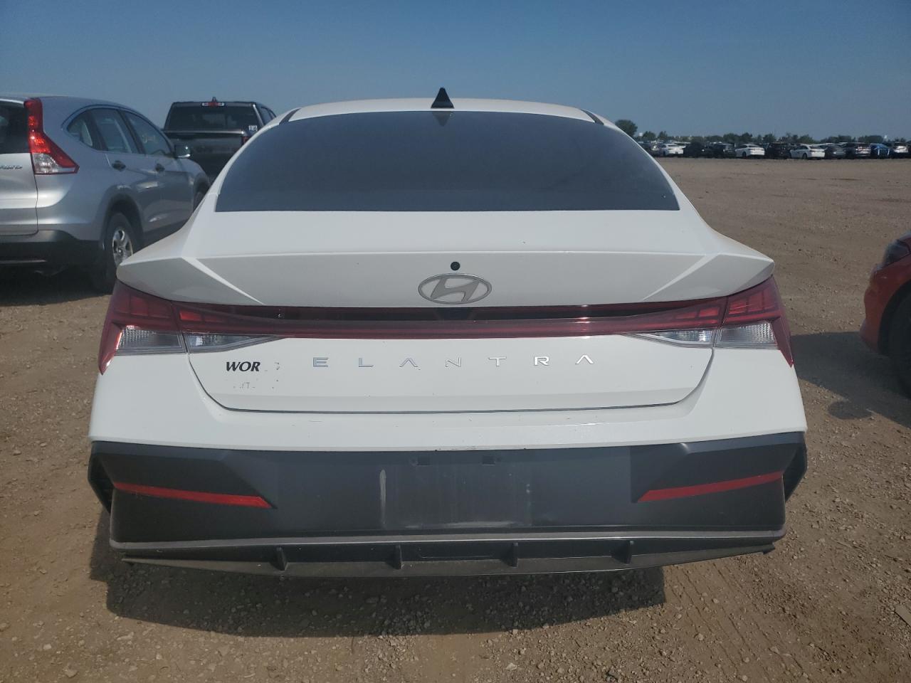 2025 Hyundai Elantra Sel - Фото 6