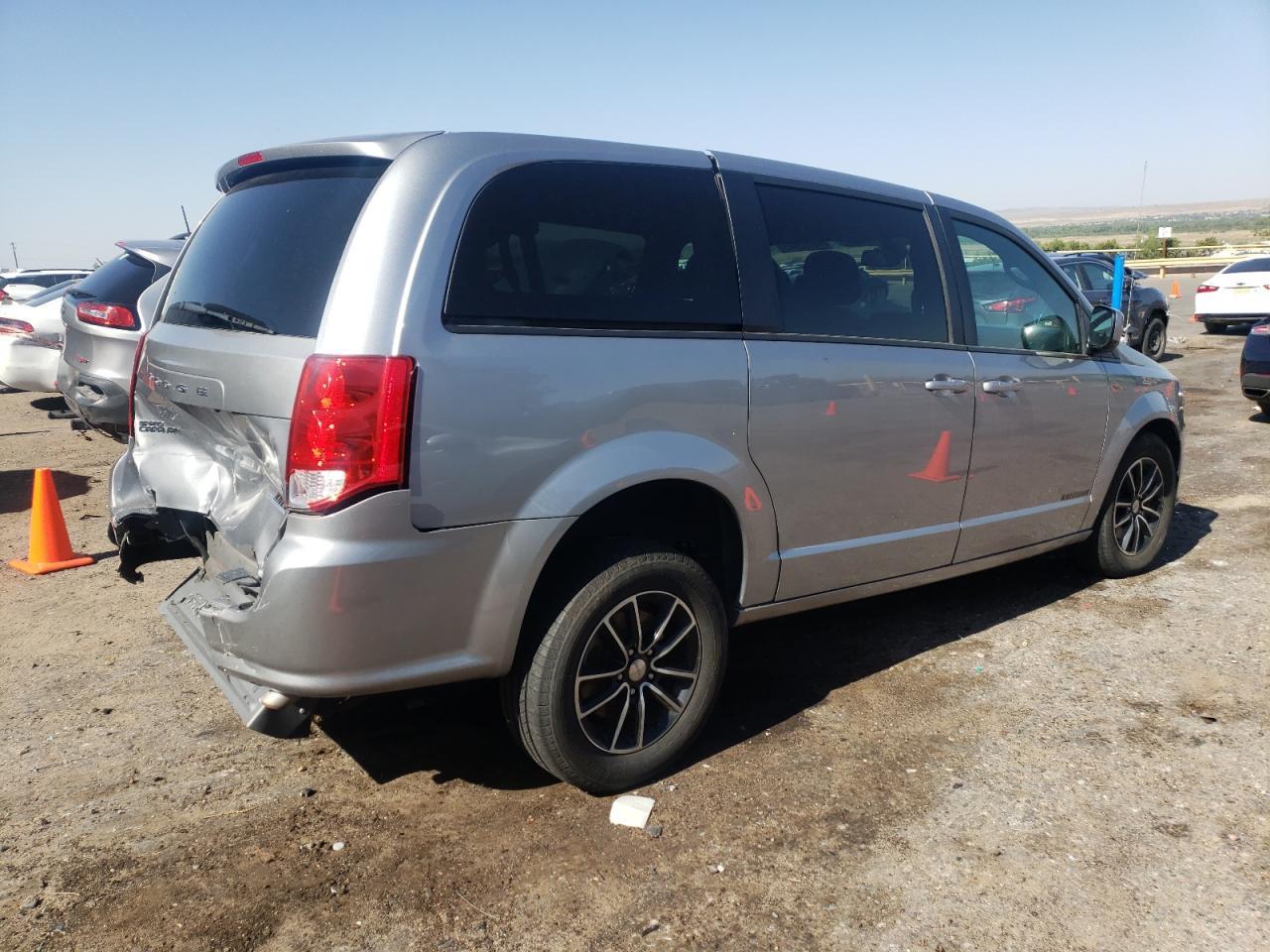 2019 Dodge Grand Caravan Gt - Image 3