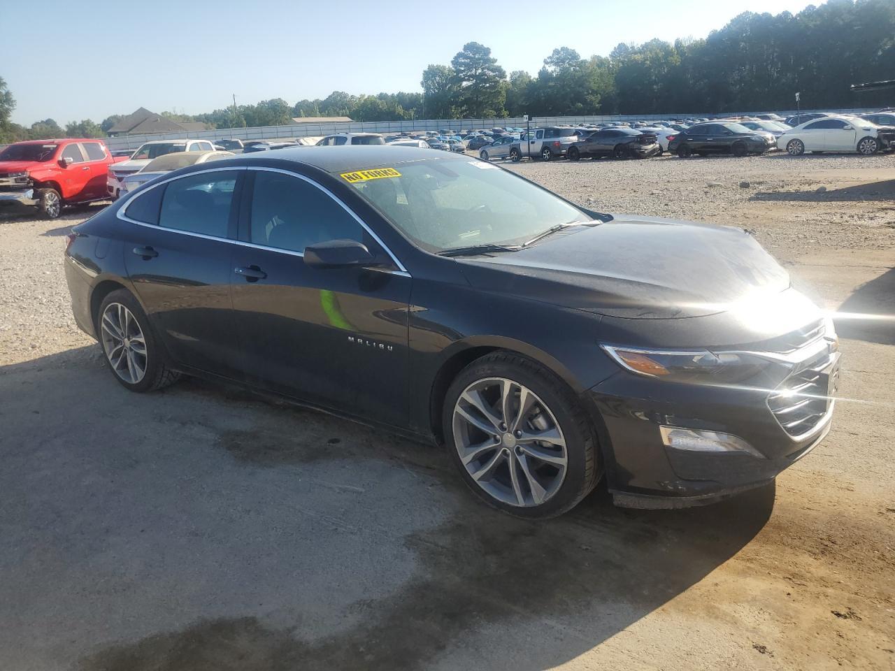 2022 Chevrolet Malibu Lt - Фото 4