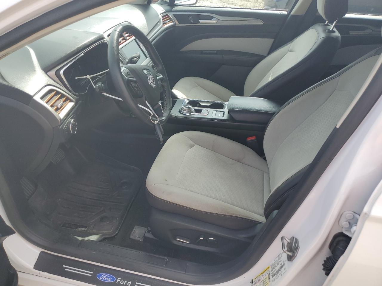 2020 Ford Fusion Se - Image 7