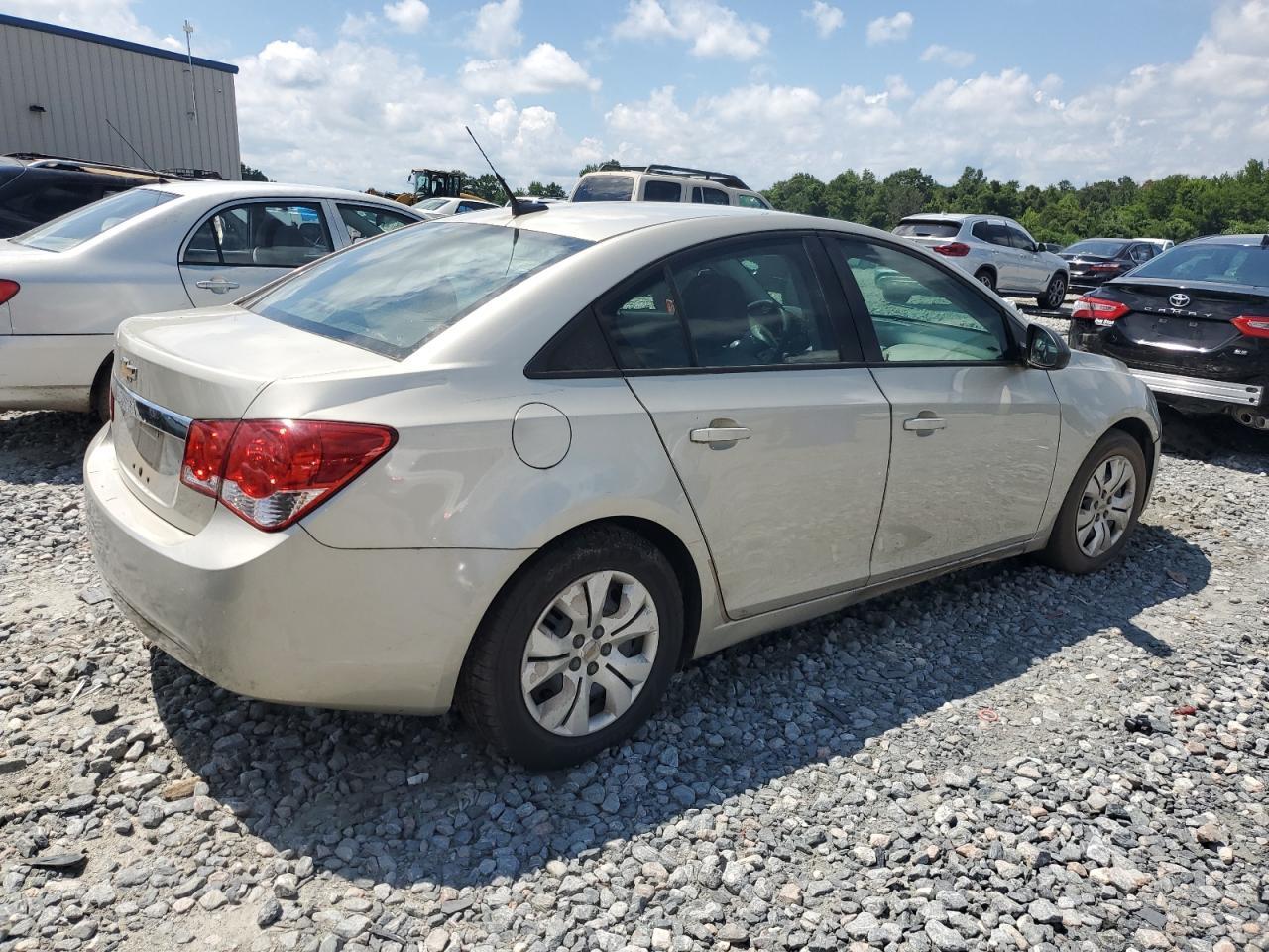 2014 Chevrolet Cruze Ls - Фото 3