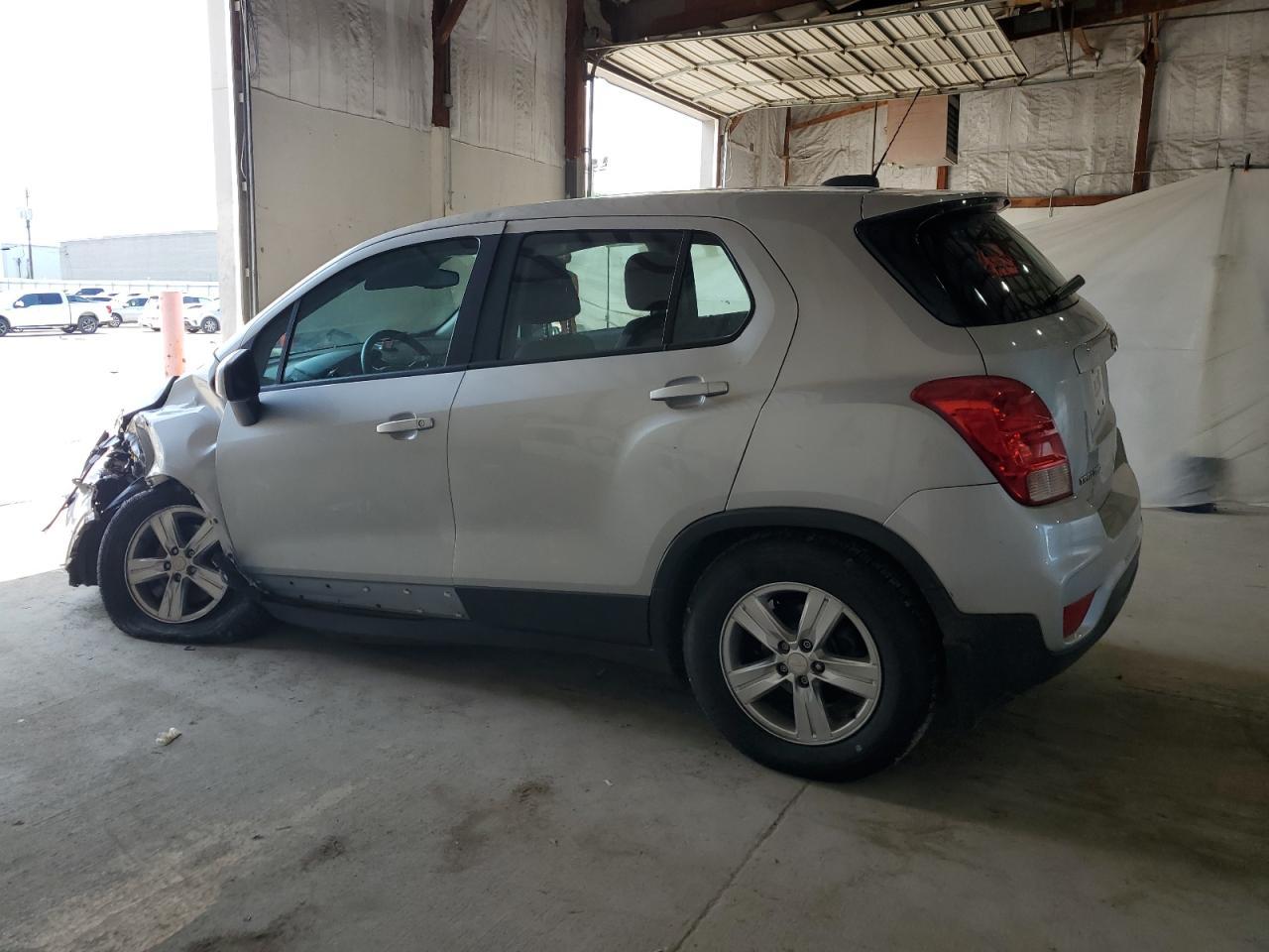 2017 Chevrolet Trax Ls - Фото 2
