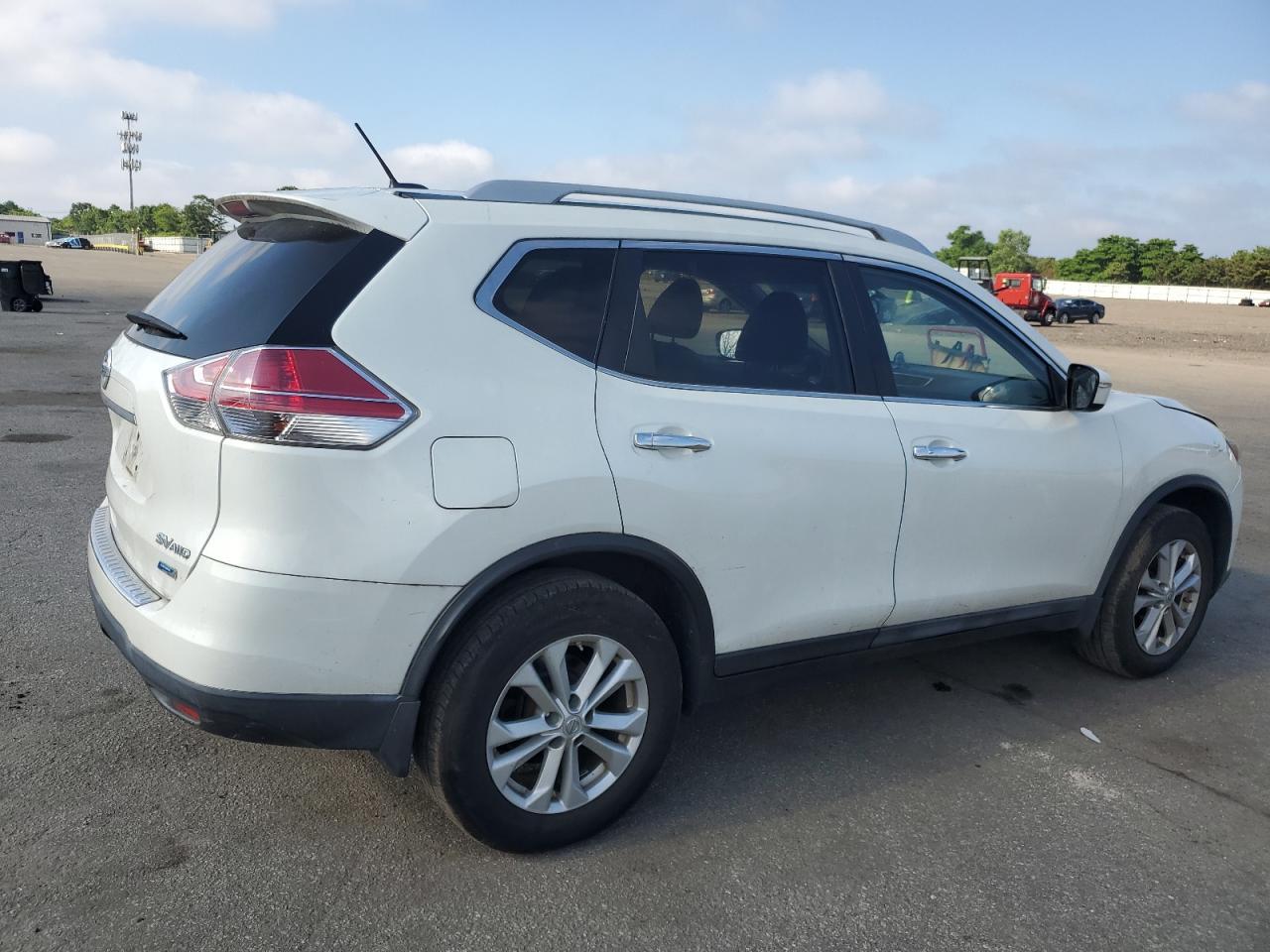 2014 Nissan Rogue S - Фото 3