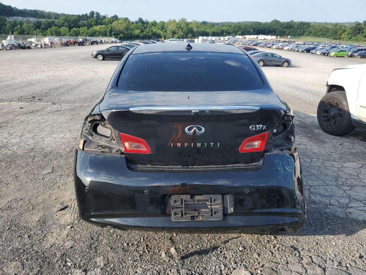 2013 Infiniti G37 - Фото 6