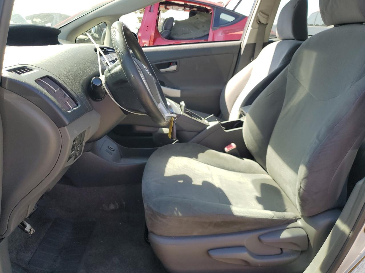 2010 Toyota Prius - Фото 7