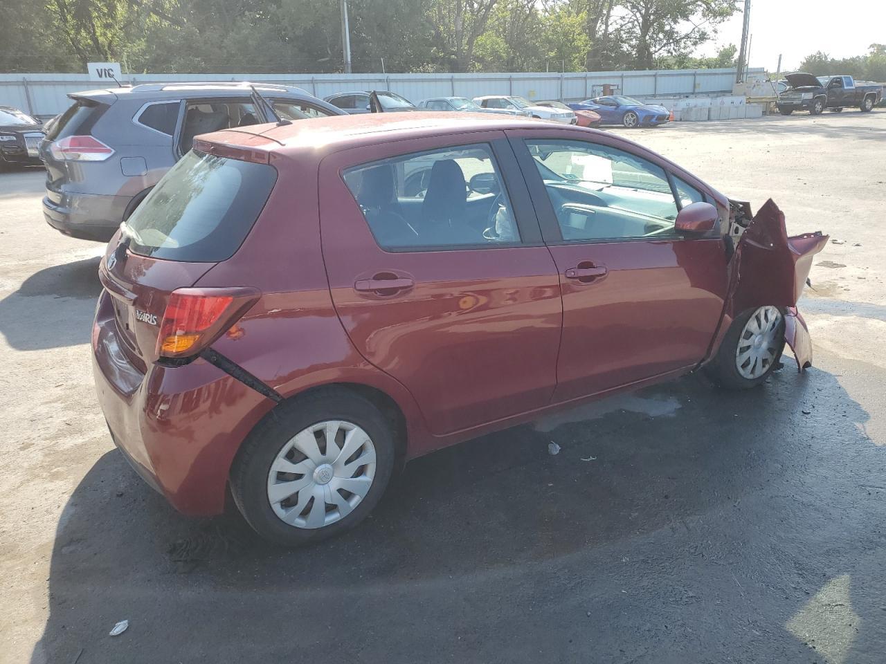 2017 Toyota Yaris 5-Door L Fleet - Image 3