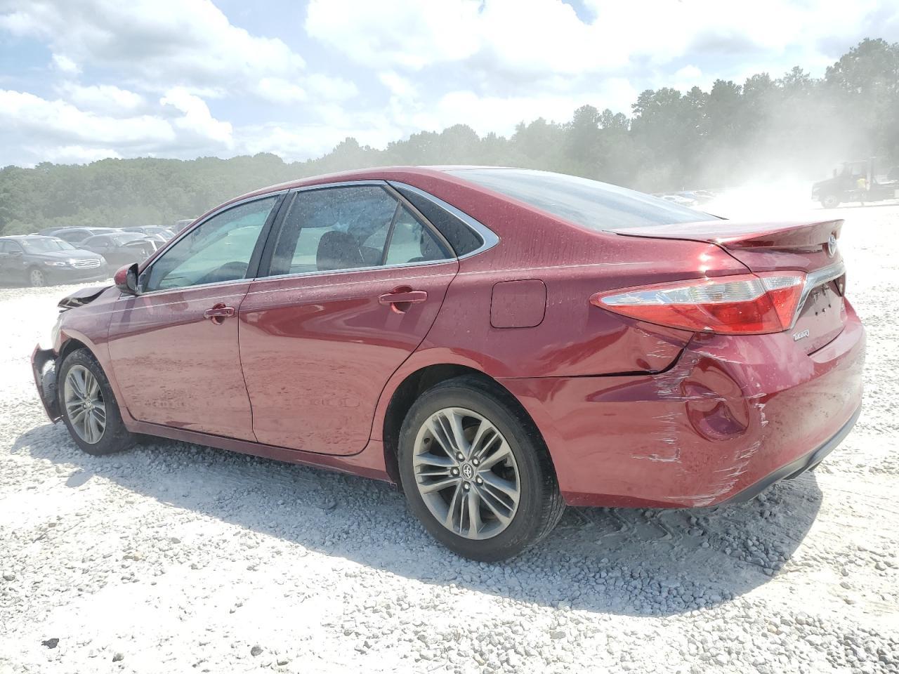 2016 Toyota Camry Le - Image 2